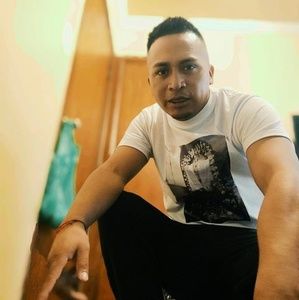 Meet your Posher, Luis